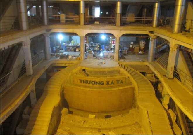 Ba tháng bóc gạch mosaic Thương xá Tax Sài Gòn để bảo tồn - ảnh 12