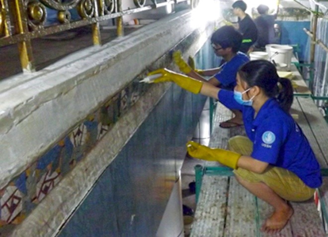 Ba tháng bóc gạch mosaic Thương xá Tax Sài Gòn để bảo tồn - ảnh 7