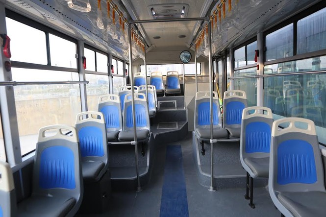 Cận cảnh dàn xe buýt nhanh BRT tiện nghi đầu tiên ở Thủ đô - ảnh 3