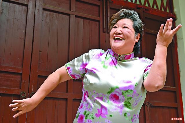 Sự nghiệp “chuyên vai phụ” của sao phim hài Châu Tinh Trì vừa qua đời - ảnh 1