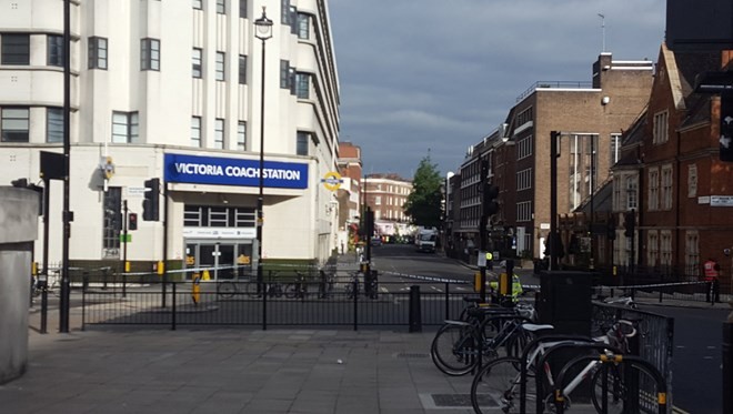 Sơ tán trung tâm mua sắm ở Manchester vì ‘tiếng nổ lớn’ - ảnh 3