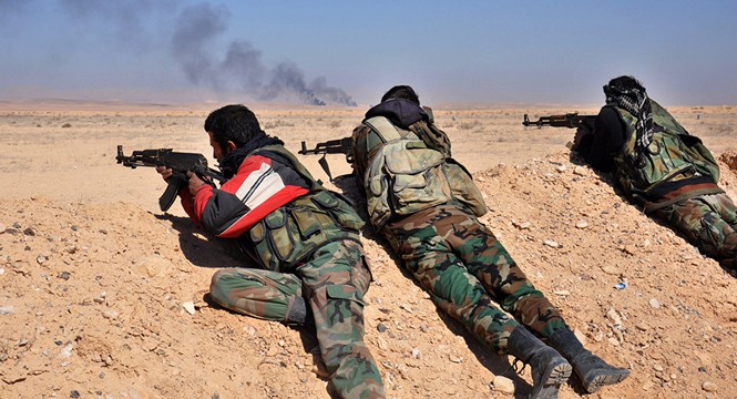 Quân đội Syria bao vây IS ở Akerbat, mở đường giải phóng Deir ez-Zor - ảnh 1