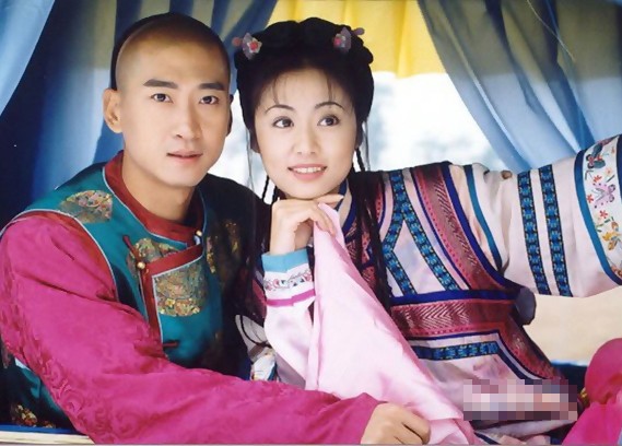 Bị cấm cửa showbiz, ‘Nhĩ Khang’ Châu Kiệt về quê làm nông - ảnh 1