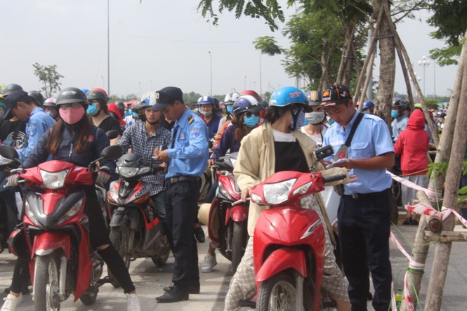 Nhiều điểm vui chơi TP HCM hút khách trong kỳ nghỉ Tết Dương lịch - ảnh 1