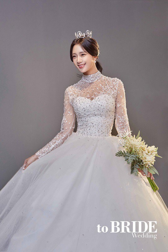 ‘Búp bê gợi cảm’ xứ Hàn Clara tung ảnh cưới sau bê bối tình dục - ảnh 7