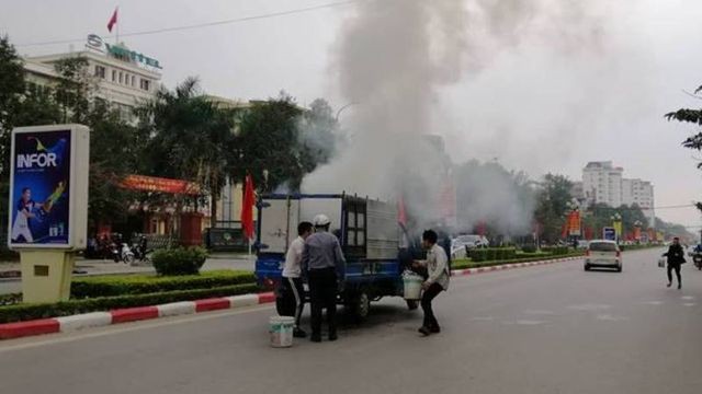 Hy hữu: Xe tải bốc cháy khi chở nồi bánh chưng đang nấu dở - ảnh 2
