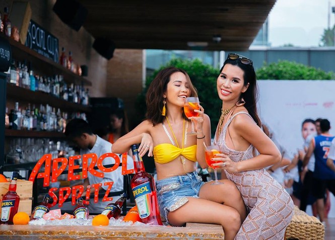Sao Việt trong lễ 30/4 – 1/5: Hà Tăng, Ngô Thanh Vân ‘hẹn hò’ ở Phú Quốc - ảnh 11