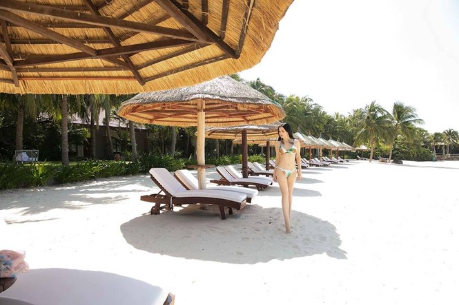 48 tuổi, Hoa hậu Giáng My vẫn tự tin diện bikini ‘đọ dáng’ cùng đàn em - ảnh 3