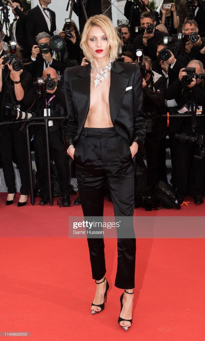 Thảm đỏ Cannes ngày 4: Loạt mỹ nhân hở bạo không sốc bằng nam DJ mặc váy - ảnh 3