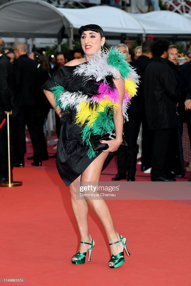 Thảm đỏ Cannes ngày 4: Loạt mỹ nhân hở bạo không sốc bằng nam DJ mặc váy - ảnh 21