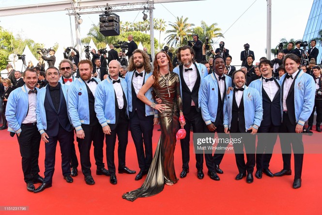 Cannes ngày 10: Vắng bóng loạt sao lớn, 'mỹ nhân lớn tuổi’ vô danh làm lố - ảnh 14