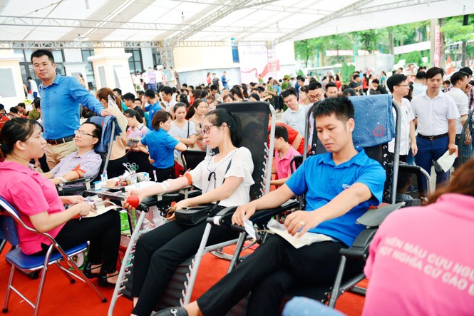 Đông đảo các bạn trẻ tham gia ngày hội 'Thái Nguyên ngàn trái tim hồng' - ảnh 6