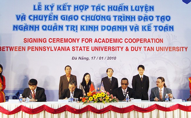 Khối ngành Kinh tế-Quản trị tại Đại học Duy Tân: Chưa bao giờ hết hot - ảnh 2