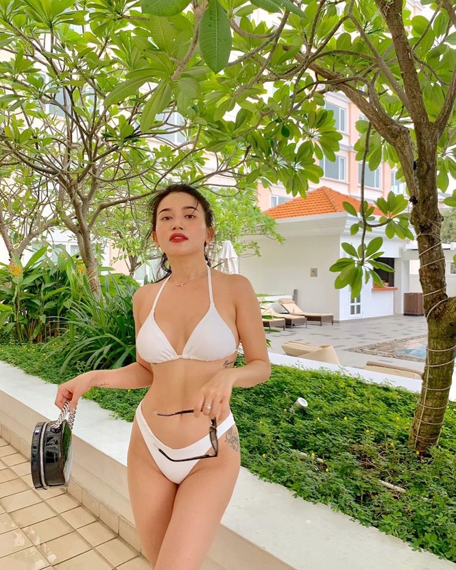 Sao 'Căn hộ 69' khoe body sexy không thể rời mắt - ảnh 1