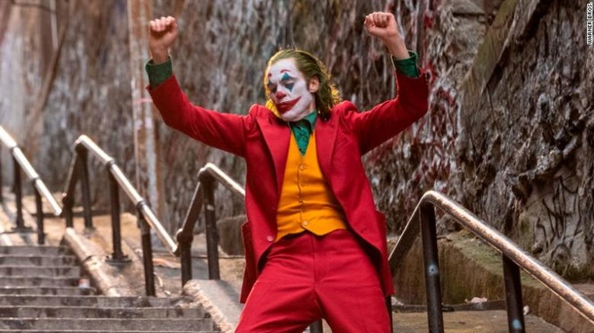 ‘Joker’ bị chỉ trích vì làm lợi cho tội phạm ấu dâm lãnh án ở Việt Nam - ảnh 1