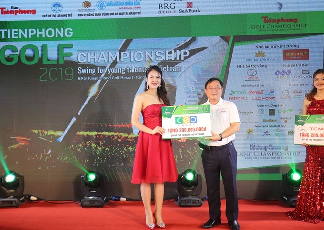 Toàn cảnh Gala trao giải Tiền Phong Golf Championship 2019 - ảnh 11