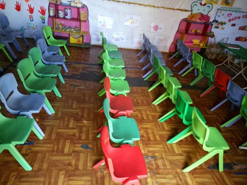 Đồng loạt cho trẻ nghỉ học vì nghi thực phẩm 'bẩn' - ảnh 3
