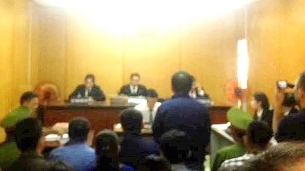 Xét xử đường dây bán logo xe 'vua': Không ai bị truy cứu nhận hối lộ - ảnh 1
