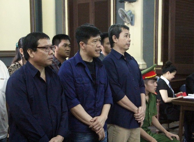 Xử vụ mua bán 'logo xe vua': Không ai bị truy tố tội nhận hối lộ - ảnh 1