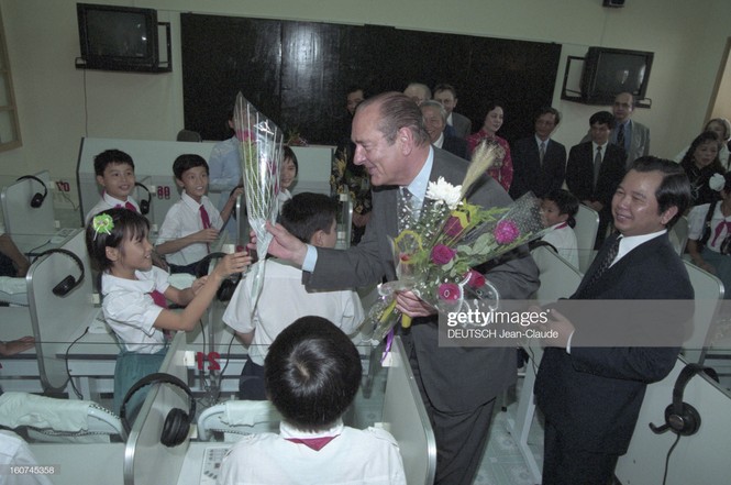 Những khoảnh khắc đáng nhớ của cựu Tổng thống Pháp Jaques Chirac ở Việt Nam - ảnh 5