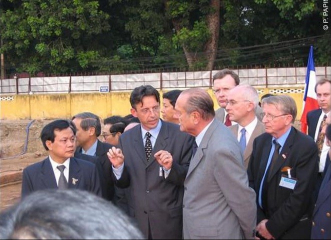 Những khoảnh khắc đáng nhớ của cựu Tổng thống Pháp Jaques Chirac ở Việt Nam - ảnh 6