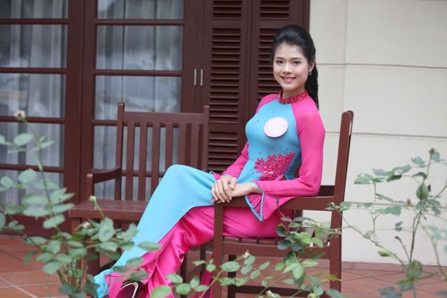 Tuần Châu thoáng bóng áo dài - ảnh 10