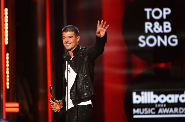 Billboard 2014: Những gương mặt quen thuộc lại “lên ngôi“ - ảnh 6
