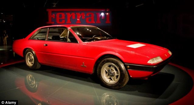 Độ siêu xế Ferrari thành… xe bán tải - ảnh 7