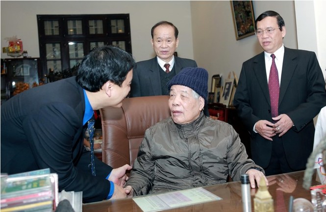 Ban Bí thư T.Ư Đoàn chúc Tết nguyên lãnh đạo Đảng, Nhà nước - ảnh 1