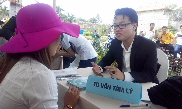 Tư vấn pháp luật cho 10.000 công nhân - ảnh 3