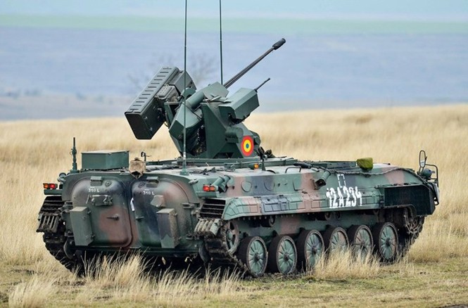 Lóa mắt với kho vũ khí “khủng” Mỹ, NATO tập trận gần Nga - ảnh 11