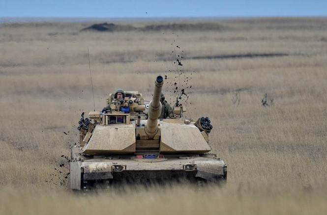 Lóa mắt với kho vũ khí “khủng” Mỹ, NATO tập trận gần Nga - ảnh 5