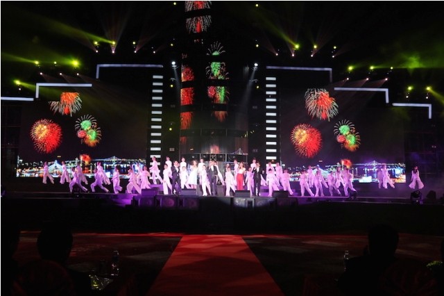 Đếm ngược chào năm mới 2016 - ảnh 2