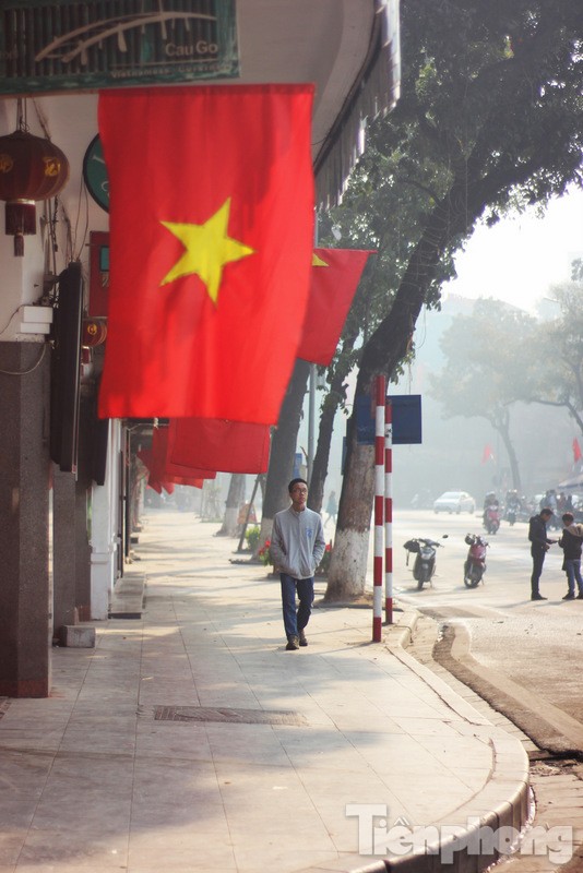ẢNH: Hà Nội sáng mồng một Tết - ảnh 10