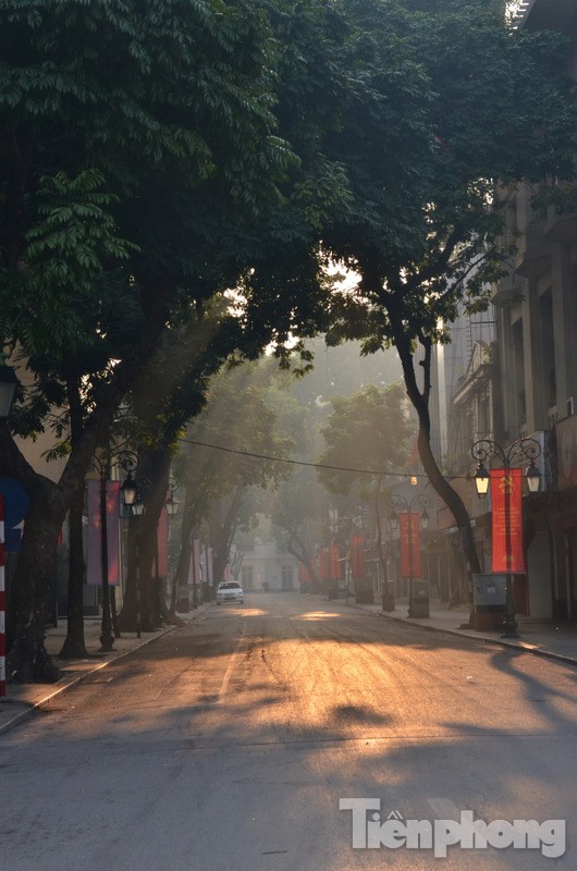 ẢNH: Hà Nội sáng mồng một Tết - ảnh 17