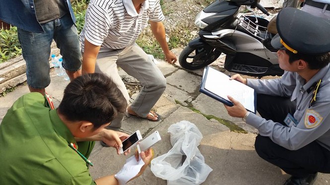 Sốc với hiện trường vụ tàu hỏa tông ô tô ở Thường Tín - ảnh 7