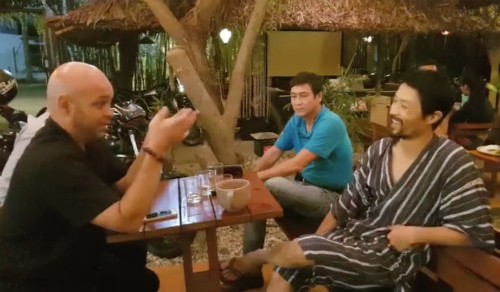 Johnny Trí Nguyễn tiếp võ sư Flores tại võ đường nhưng không đấu - ảnh 1