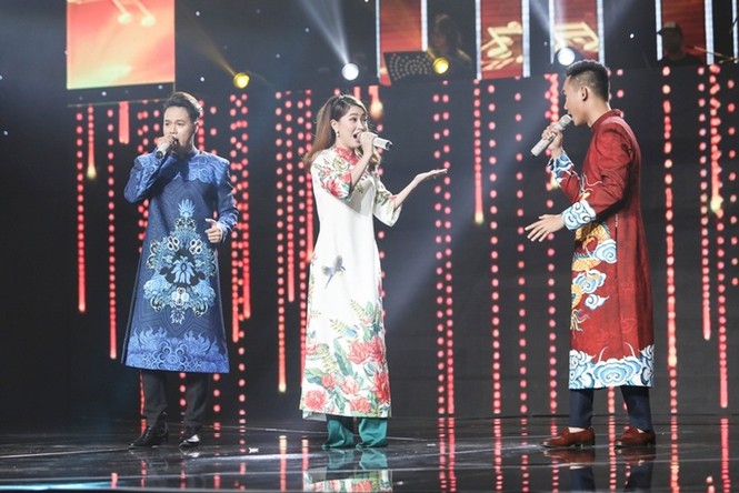 Như Quỳnh bật khóc khi loại thí sinh 'Thần Tượng Bolero' - ảnh 1