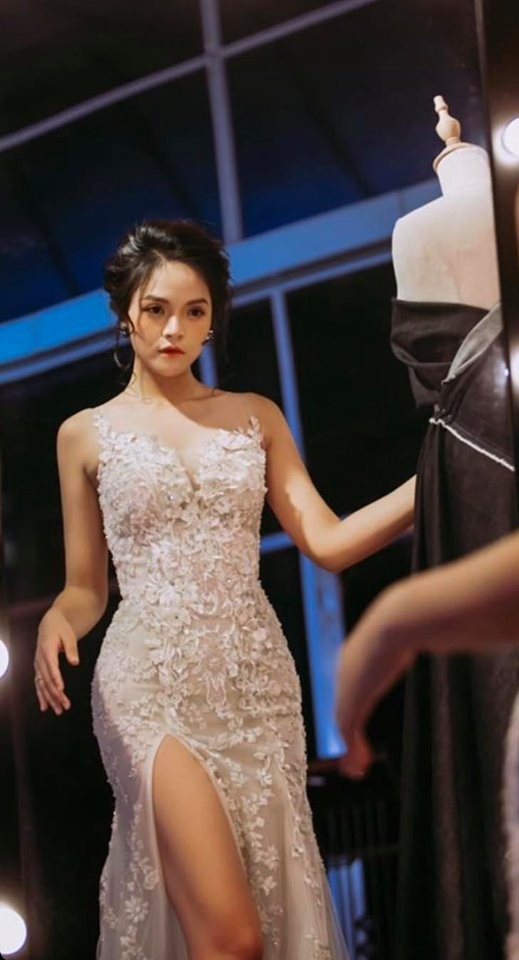 Showbiz 4/5/2020: Đức Phúc, Erik khoe body bên biển, Xuân Nghị - Trần Vân hẹn hò? - ảnh 5