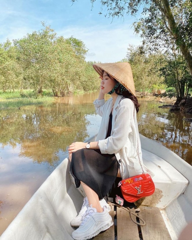 Showbiz Việt 14/5/2020: Cát Phượng lên tiếng trước tin đồn mua giải - ảnh 10