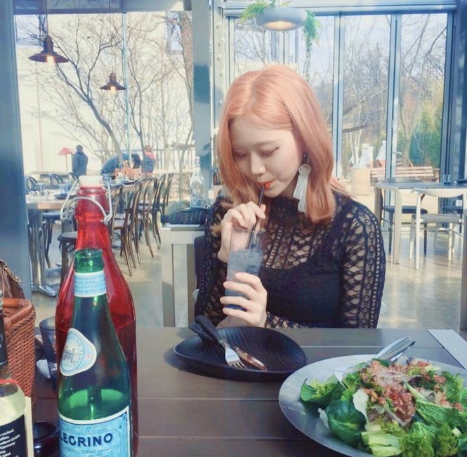 Ăn kiêng và tập luyện khoa học, vlogger xứ Hàn giảm 14 kg chỉ trong 5 tháng - ảnh 5