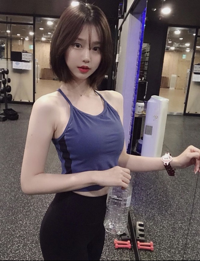 Ăn kiêng và tập luyện khoa học, vlogger xứ Hàn giảm 14 kg chỉ trong 5 tháng - ảnh 6