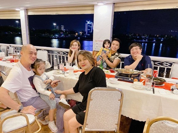Showbiz 30/6: Hậu ly hôn, Bảo Ngọc vui vẻ bên gia đình, Hoài Lâm xuề xòa - ảnh 1