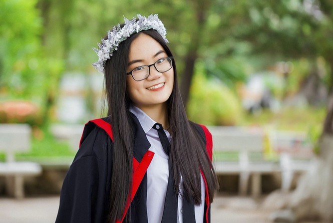 Sắc màu SV 25/7: Nụ cười tỏa nắng của 10x liệt hai chân, hot girl bản lĩnh trước cám dỗ - ảnh 14