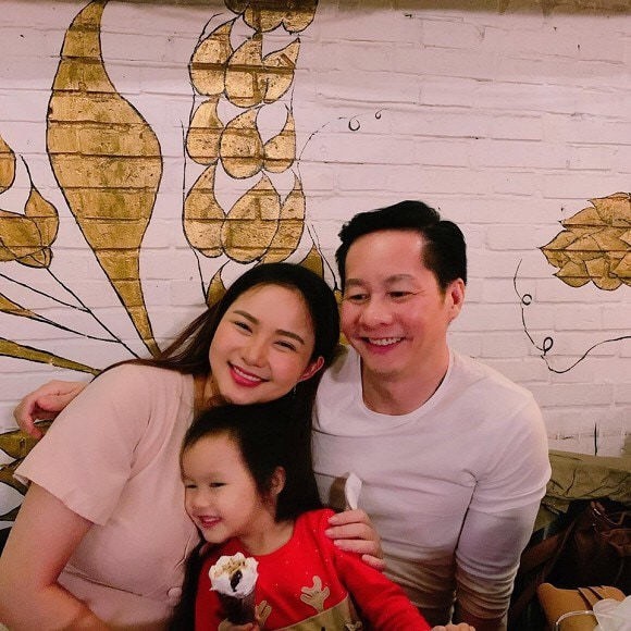 Vũ Khắc Tiệp rao bán ổi trên xe khách; Ngọc trinh tung bộ ảnh kẹo ngọt đánh dấu tuổi 31 - ảnh 18