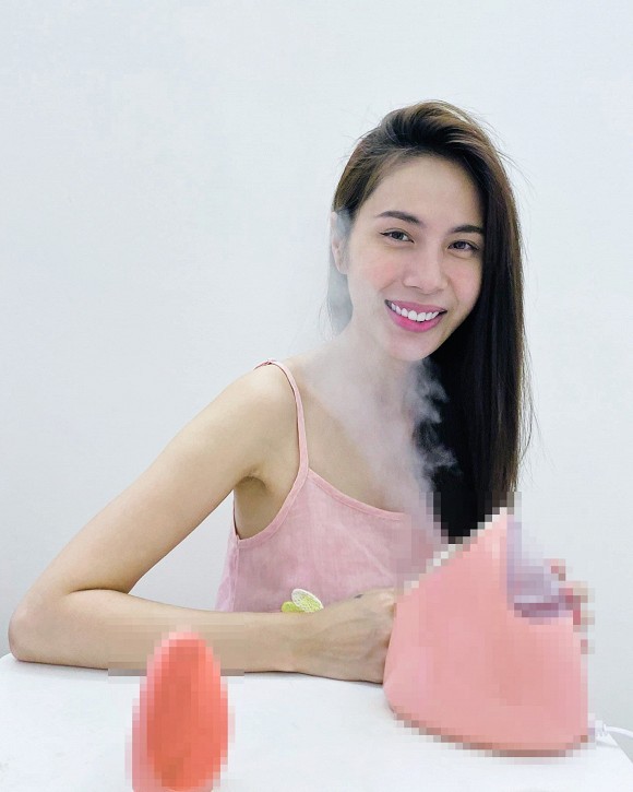 Thủy Tiên dành thời gian chăm sóc bản thân; Trần Thành bên quán quân và á quân Rap Việt - ảnh 5