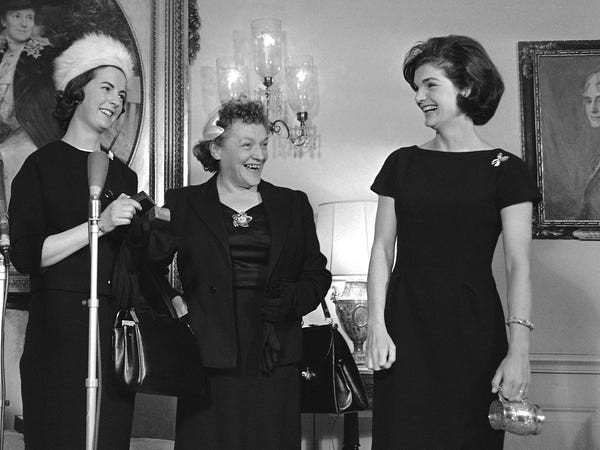 Jackie Kennedy và những điều thú vị trong tủ áo của bà - ảnh 9