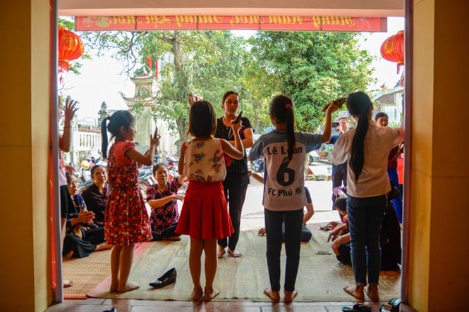 Sinh viên Đại học Văn hoá làm mới nghệ thuật truyền thống - ảnh 1
