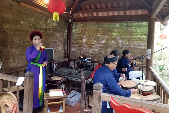 Sinh viên Đại học Văn hoá làm mới nghệ thuật truyền thống - ảnh 3