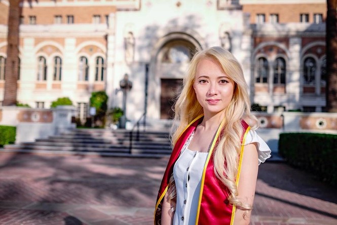 'Bé Xuân Nghi' sở hữu vẻ đẹp 'lai tây' từ thuở răng sún - ảnh 6